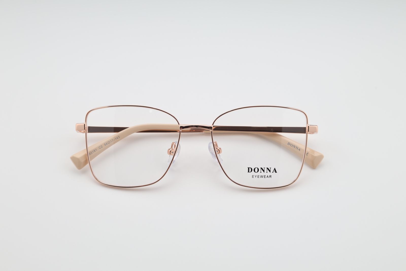 Donna 3181, C2