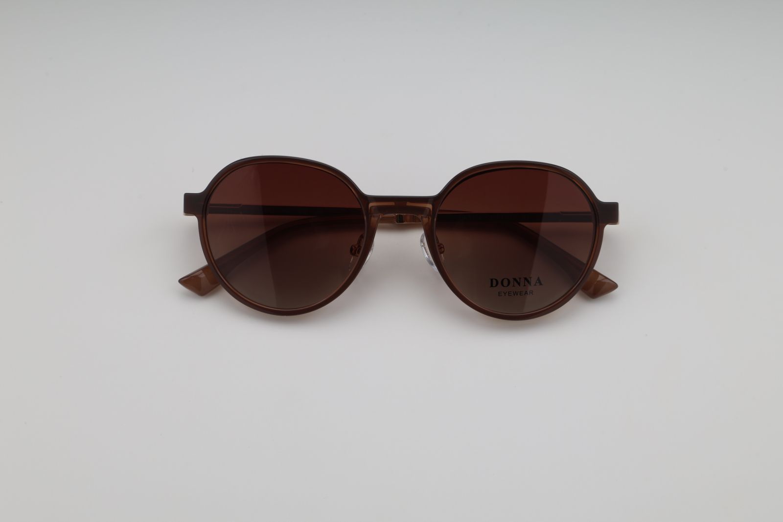 Donna 3204, C2