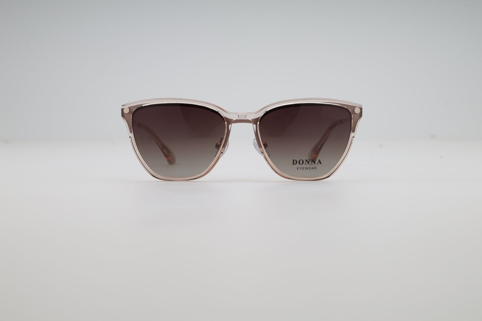 Donna 3206, C3