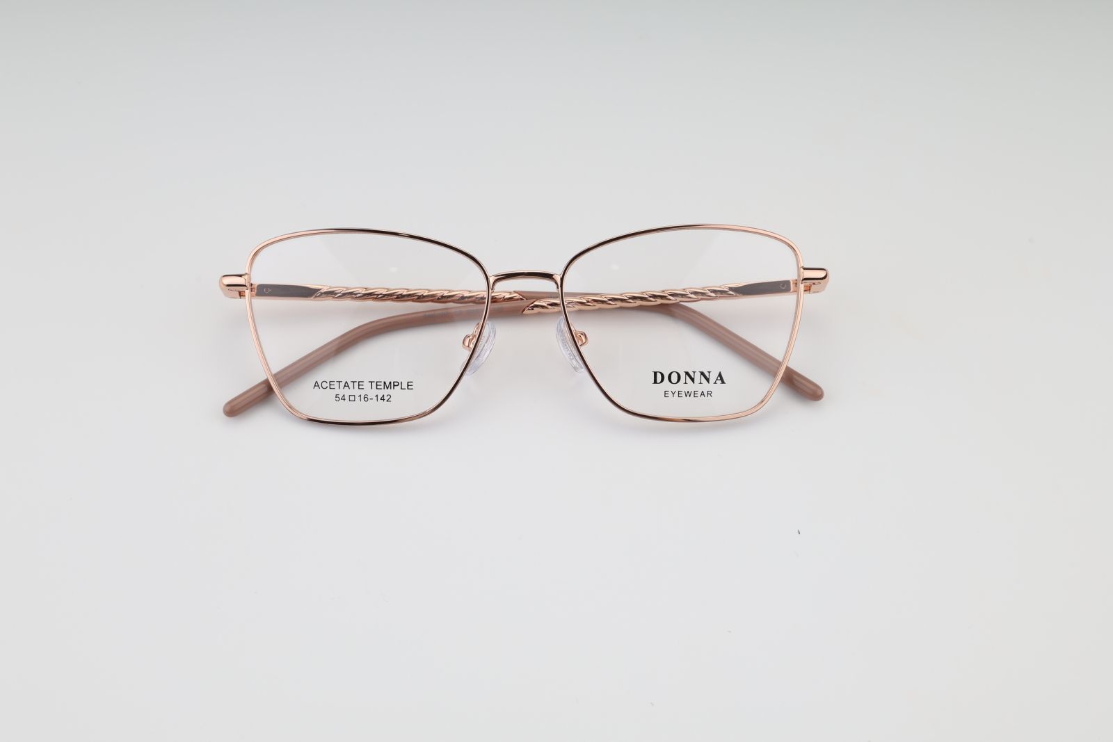Donna 3186, C2