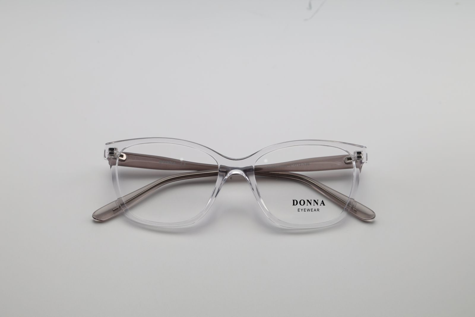 Donna 3214, C5