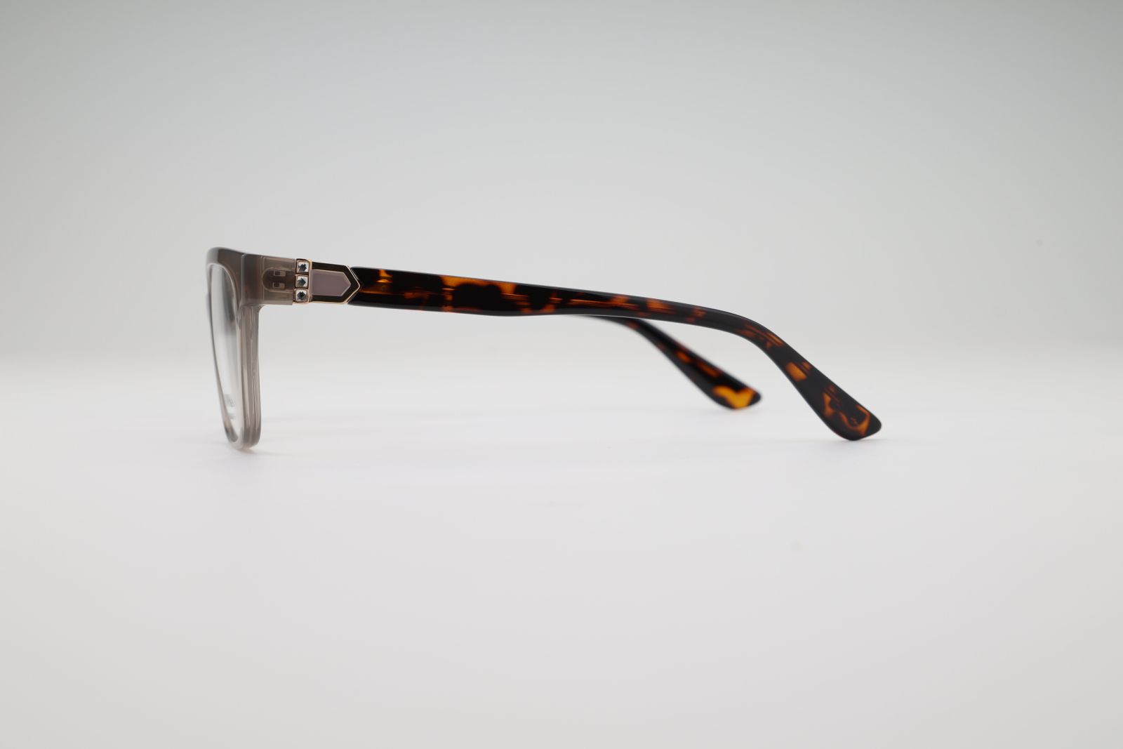 Donna 3150, C2