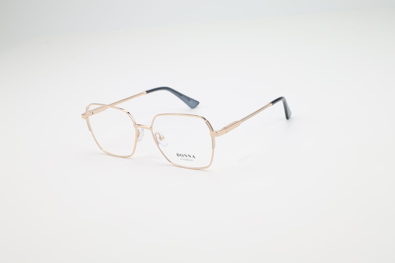 Donna 3179, C4