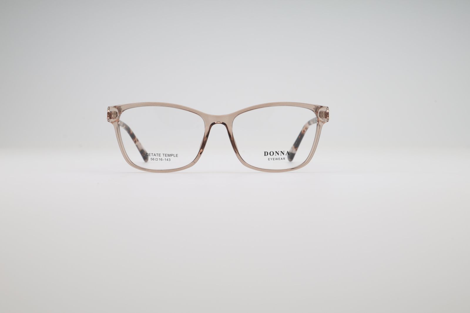 Donna 3138, C4