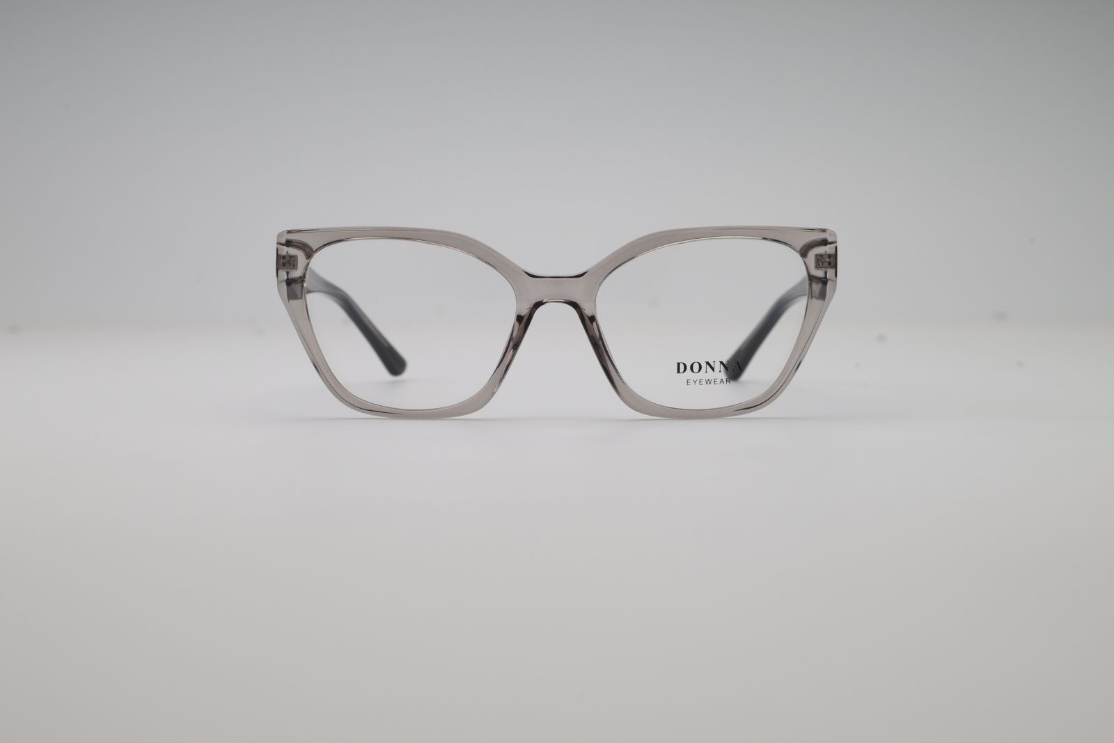 Donna 3210, C3