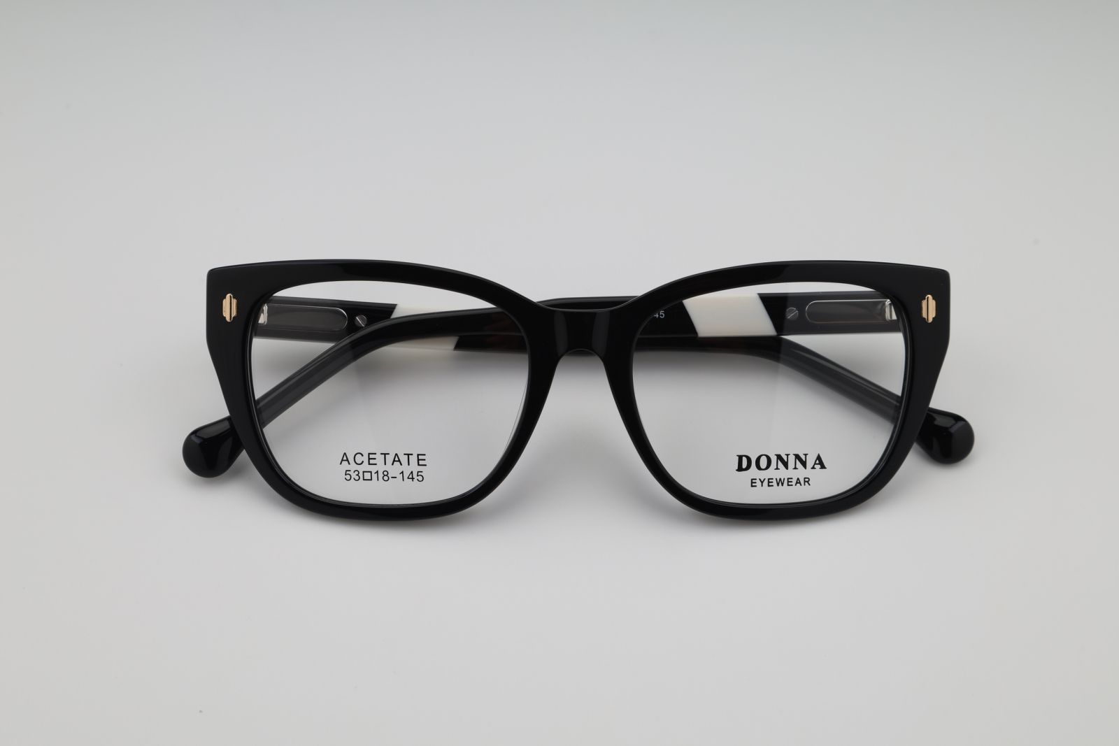 Donna 1033, C1