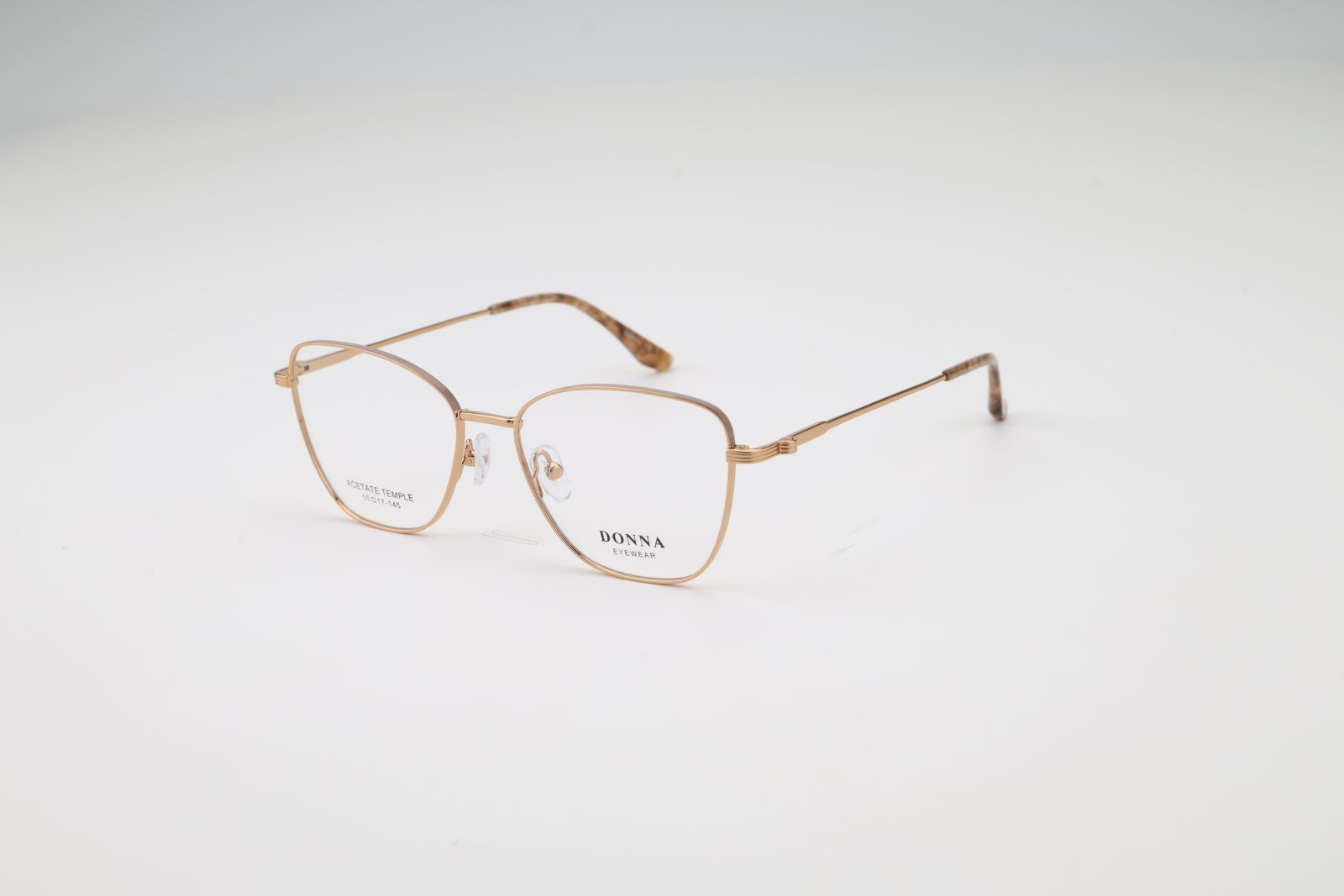 Donna 3163, C4