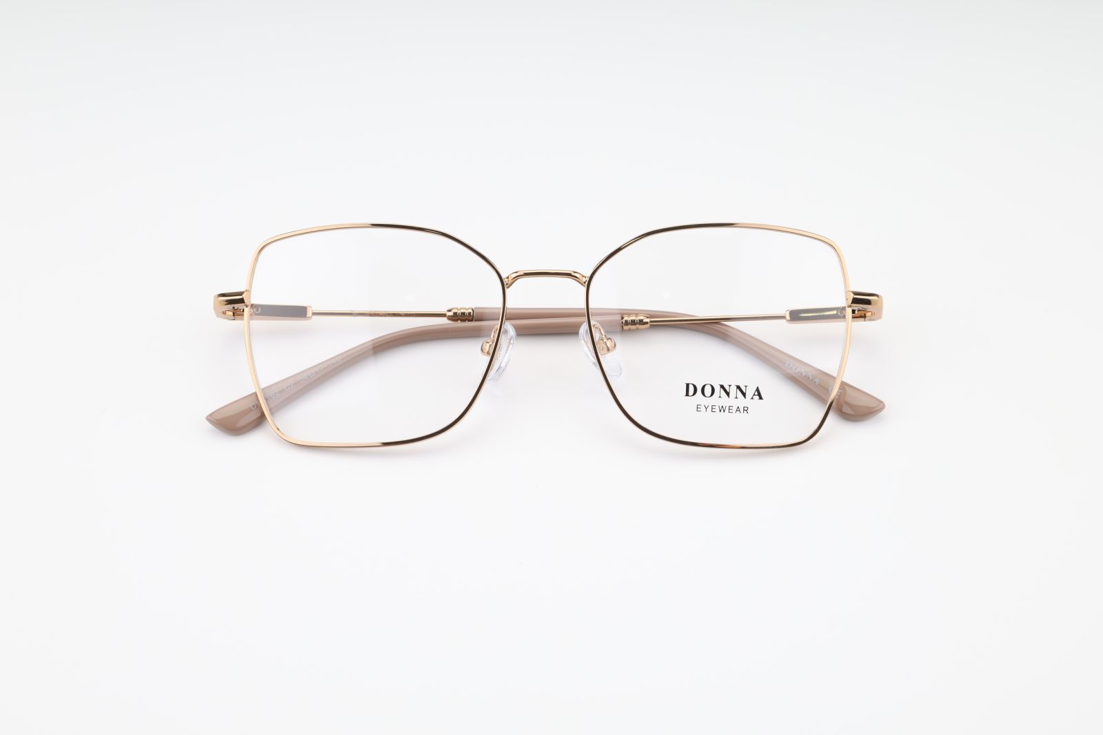 Donna 3162, C2