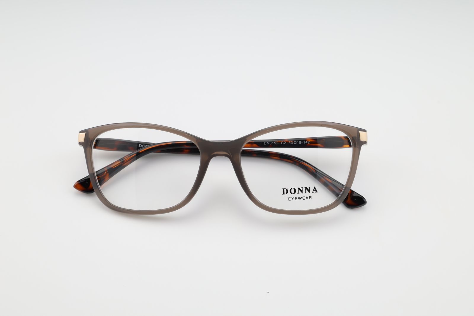 Donna 3152, C2