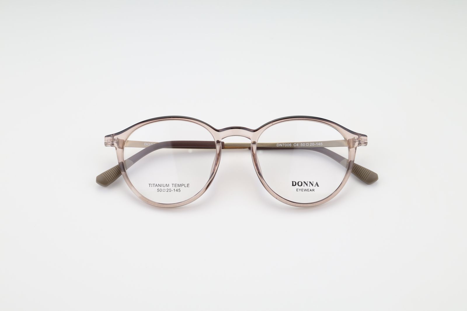 Donna 7006, C4