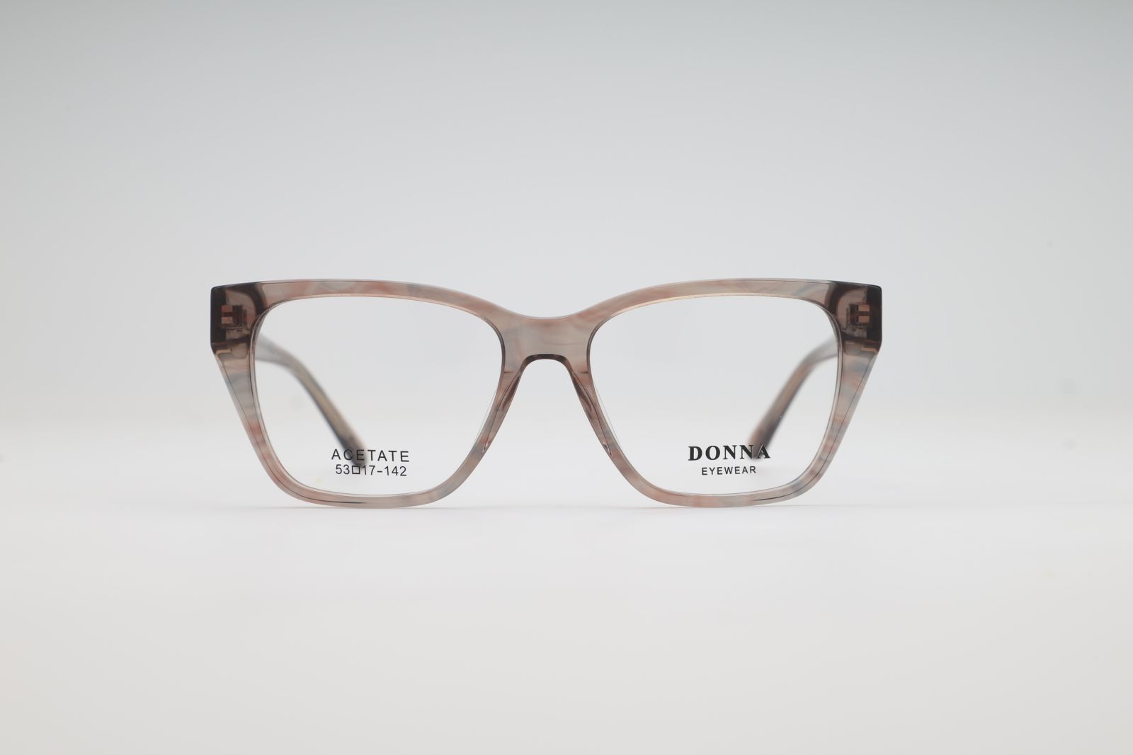 Donna 1038, C4
