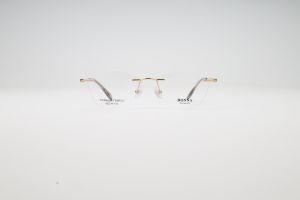 Donna 7010, C1