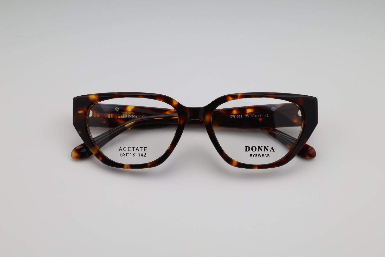 Donna 1039, C5
